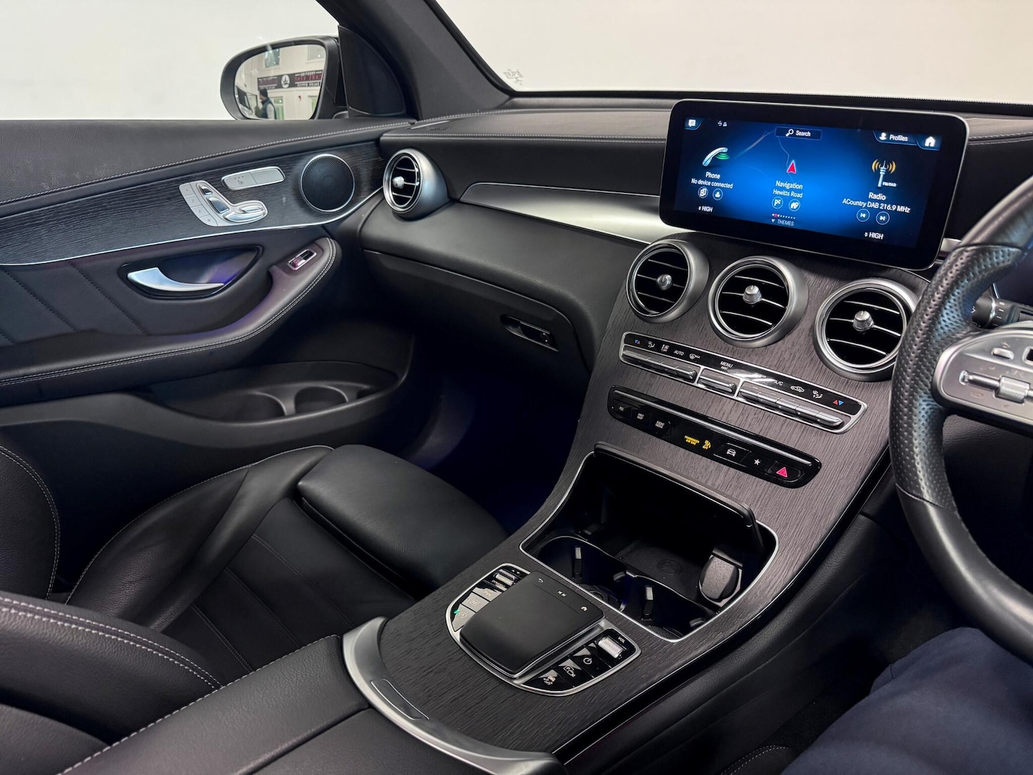 Used Mercedes-Benz GLC 2022 for sale - 76645893: Photo 24