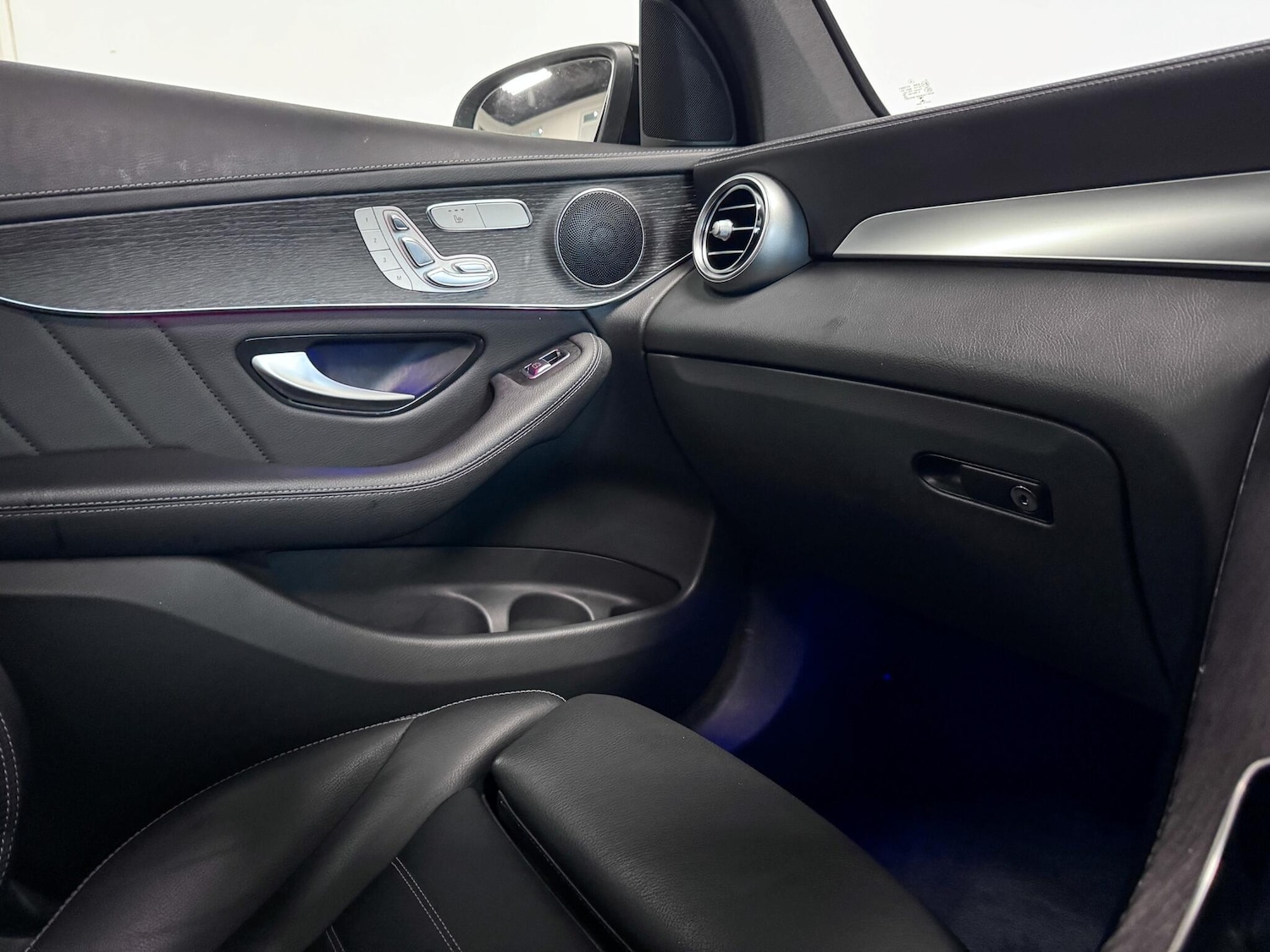 Used Mercedes-Benz GLC 2022 for sale - 76645893: Photo 26