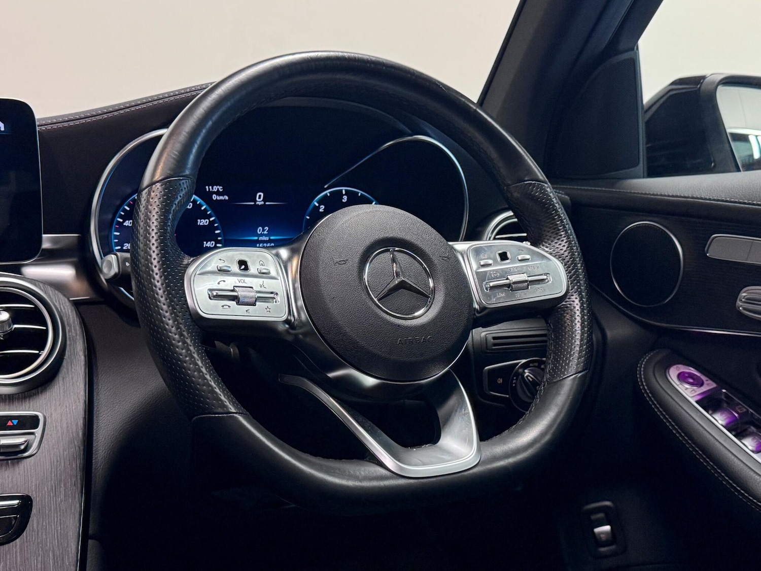 Used Mercedes-Benz GLC 2022 for sale - 76645893: Photo 31