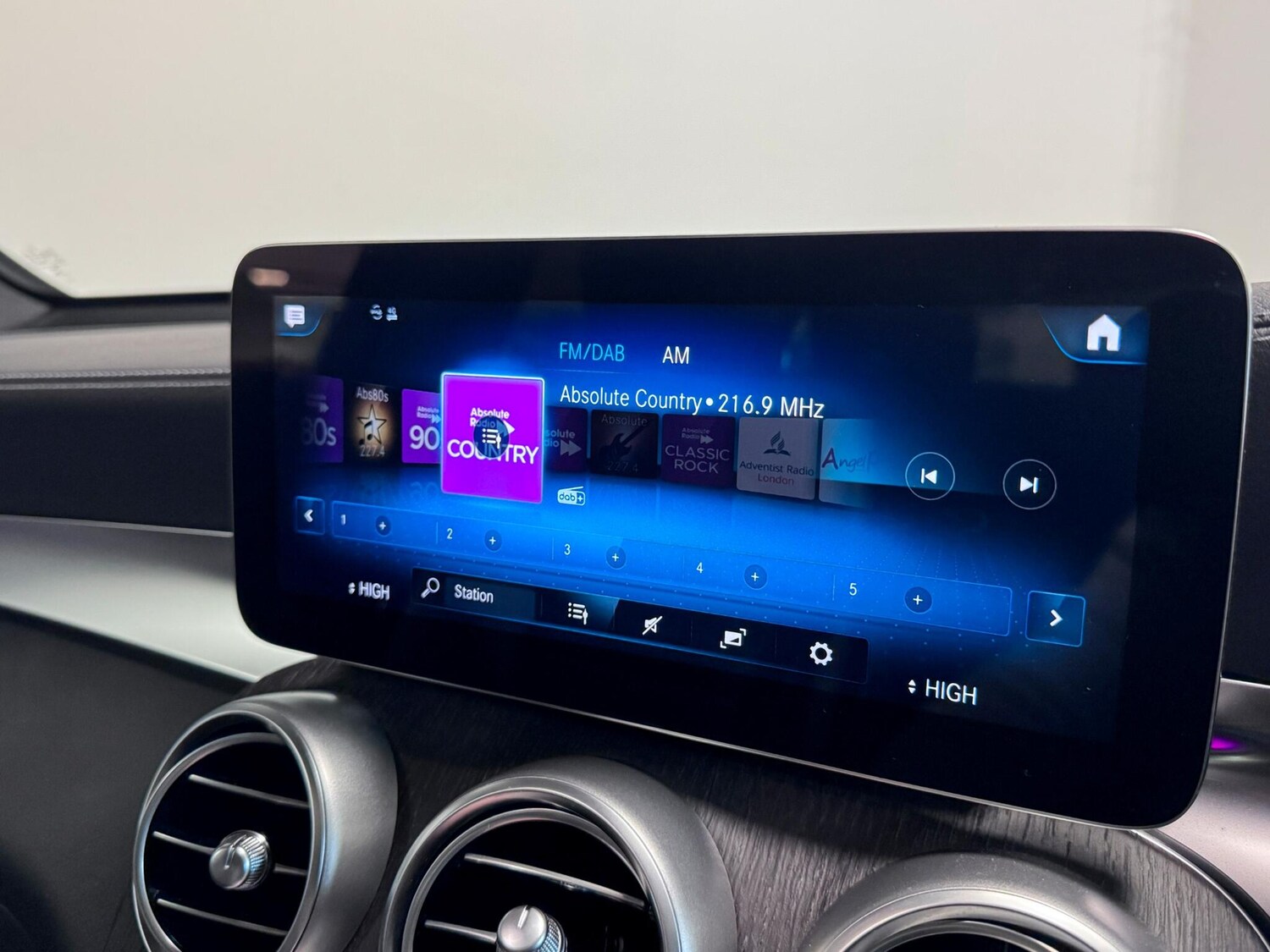 Used Mercedes-Benz GLC 2022 for sale - 76645893: Photo 43