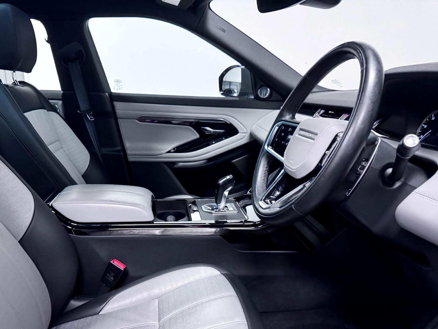 Used Land Rover Range Rover Evoque 2022 for sale - 77016632: Photo 18