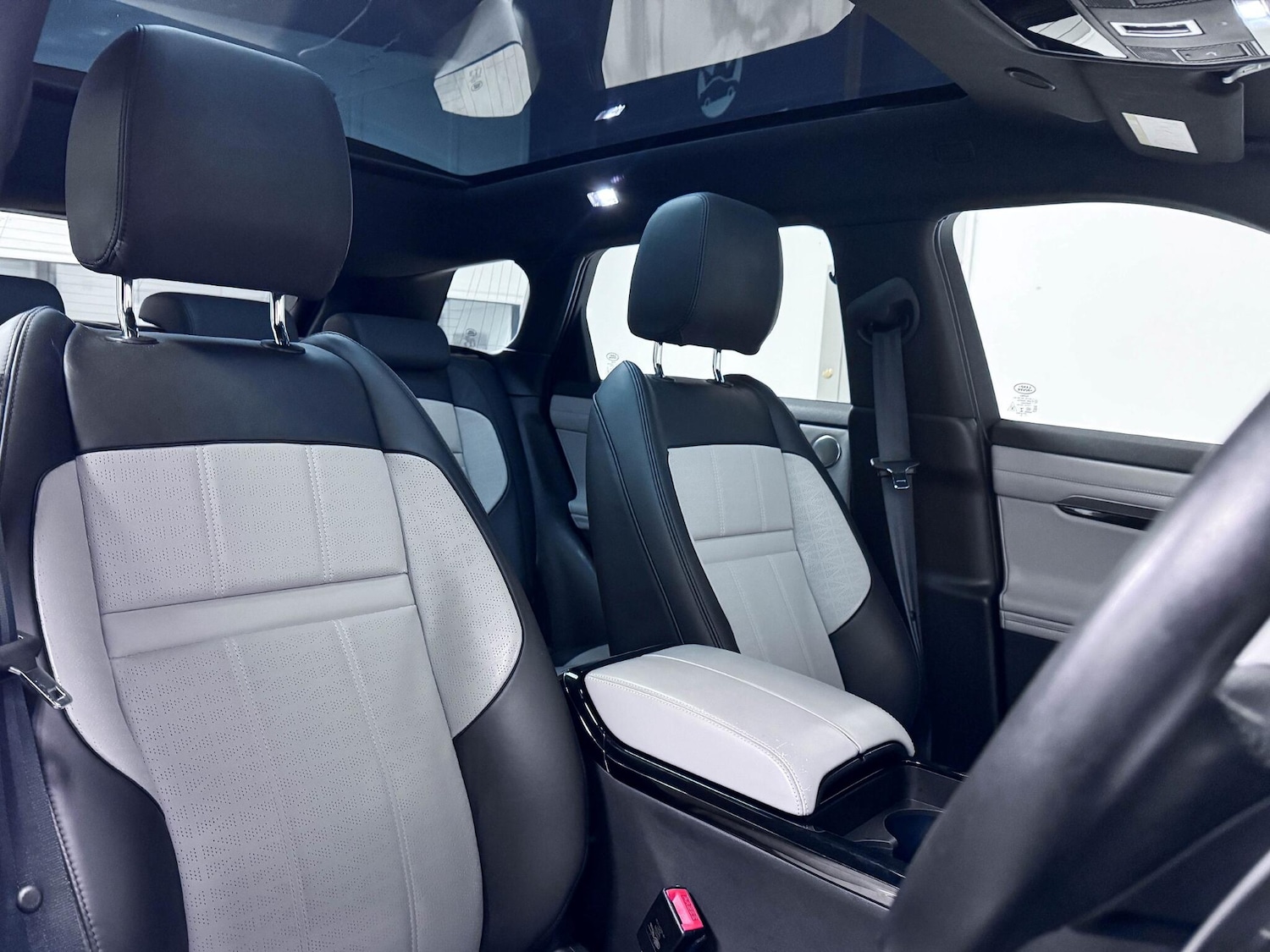 Used Land Rover Range Rover Evoque 2022 for sale - 77016632: Photo 19