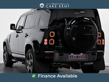 Used Land Rover Defender 110 2022 for sale - 79362474: Photo