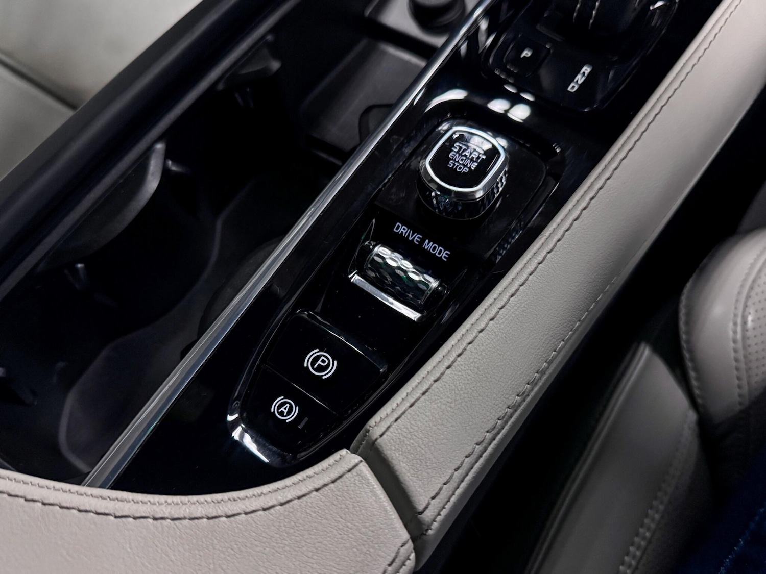 Used Volvo V90 2021 for sale - 76866339: Photo 30