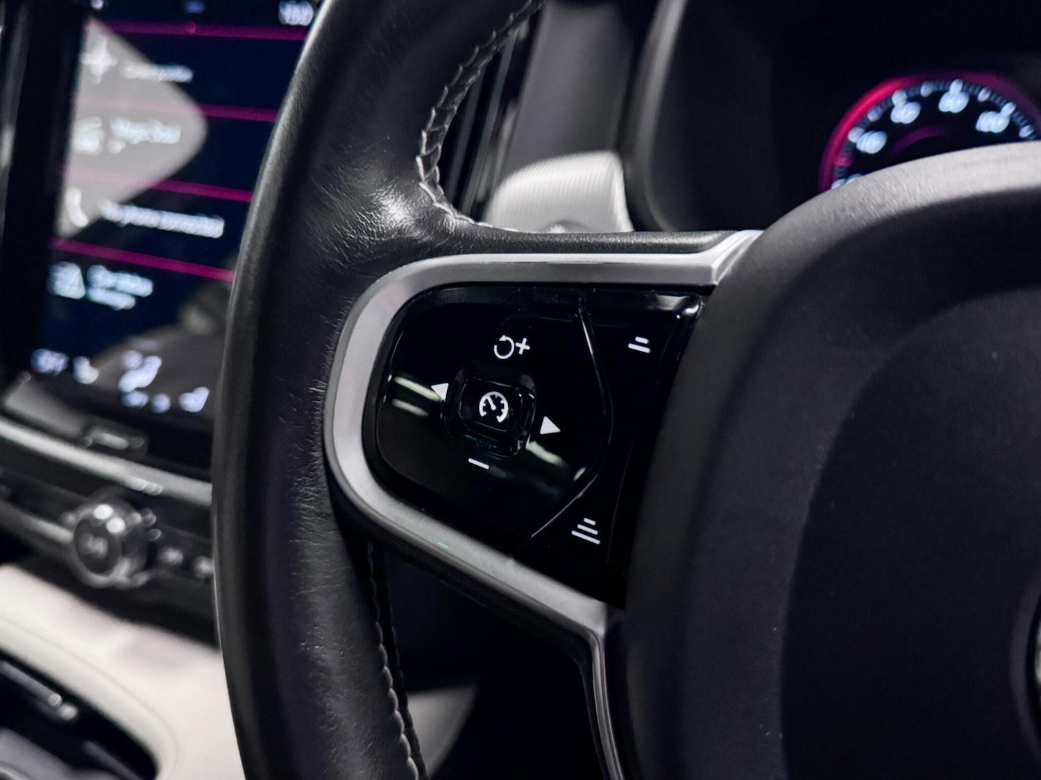 Used Volvo V90 2021 for sale - 76866339: Photo 35