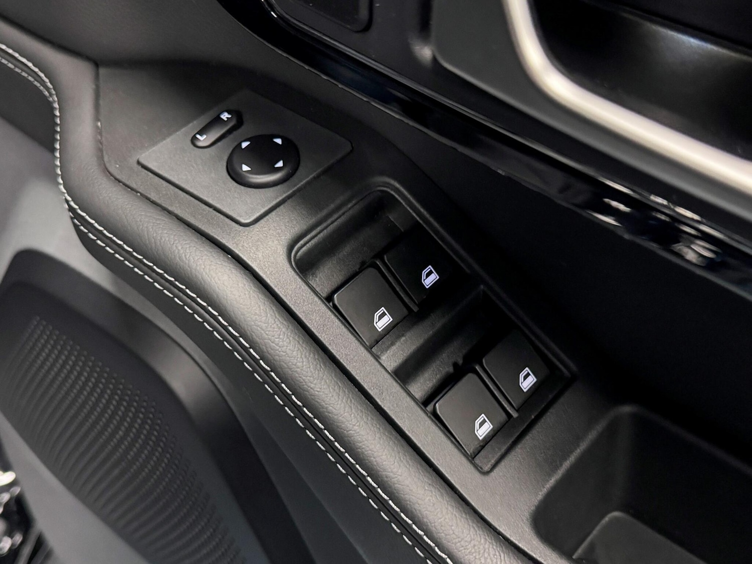 Used INEOS Grenadier 2024 for sale - 76886533: Photo 21