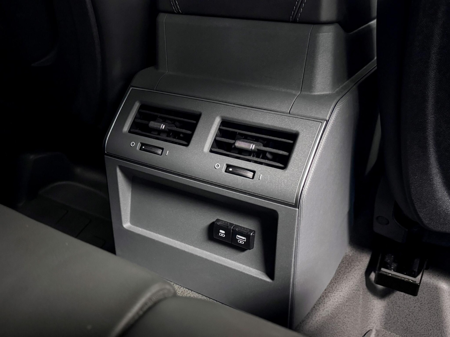 Used INEOS Grenadier 2024 for sale - 76886533: Photo 28