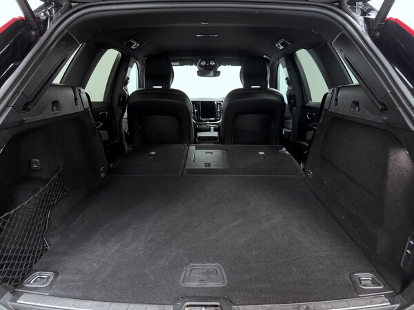 Used Volvo XC60 2021 for sale - 75333723: Photo 13