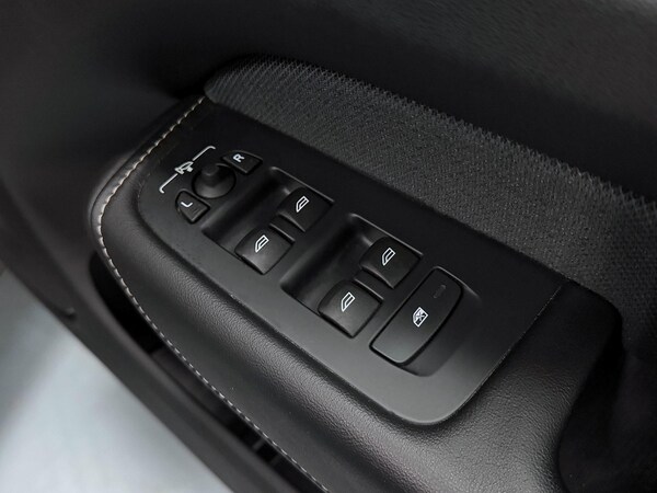 Used Volvo XC60 2021 for sale - 75333723: Photo 18