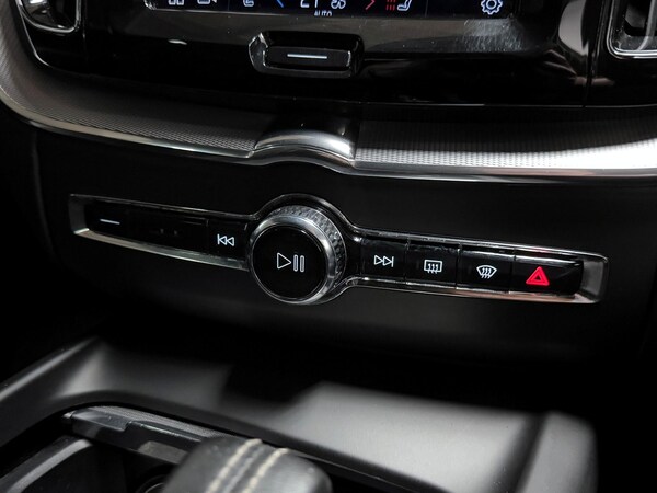 Used Volvo XC60 2021 for sale - 75333723: Photo 31
