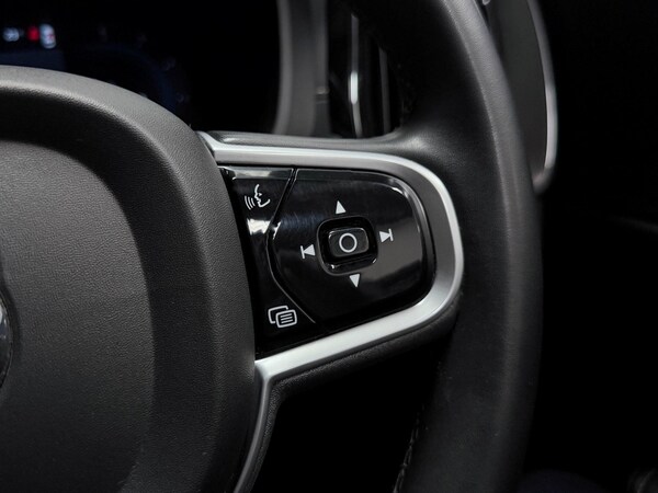 Used Volvo XC60 2021 for sale - 75333723: Photo 38