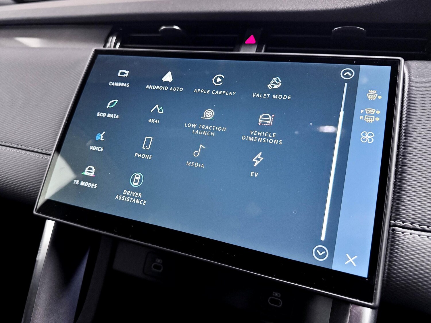 Used Land Rover Discovery Sport 2024 for sale - 77377287: Photo 43