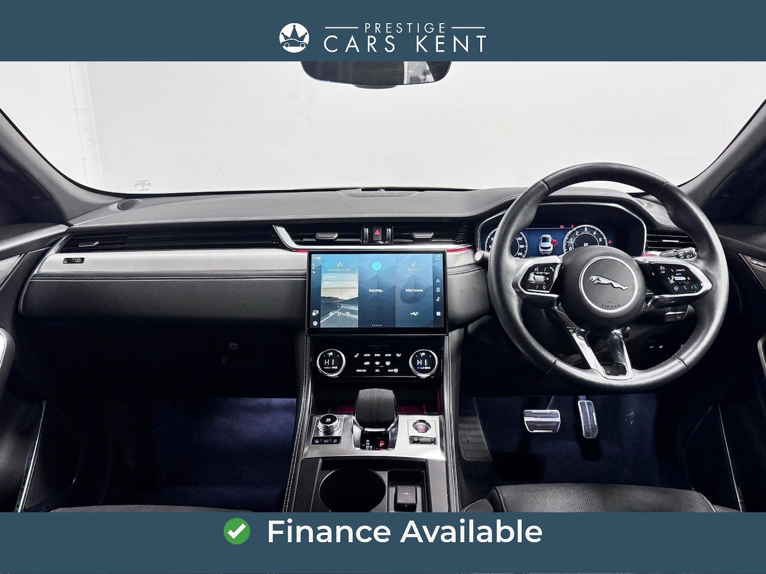 Used Jaguar F-Pace 2023 for sale - 78184516: Photo 2