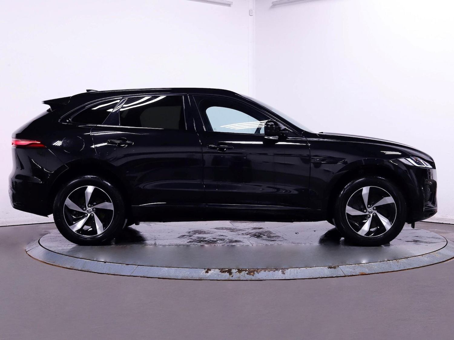 Used Jaguar F-Pace 2023 for sale - 78184516: Photo 8