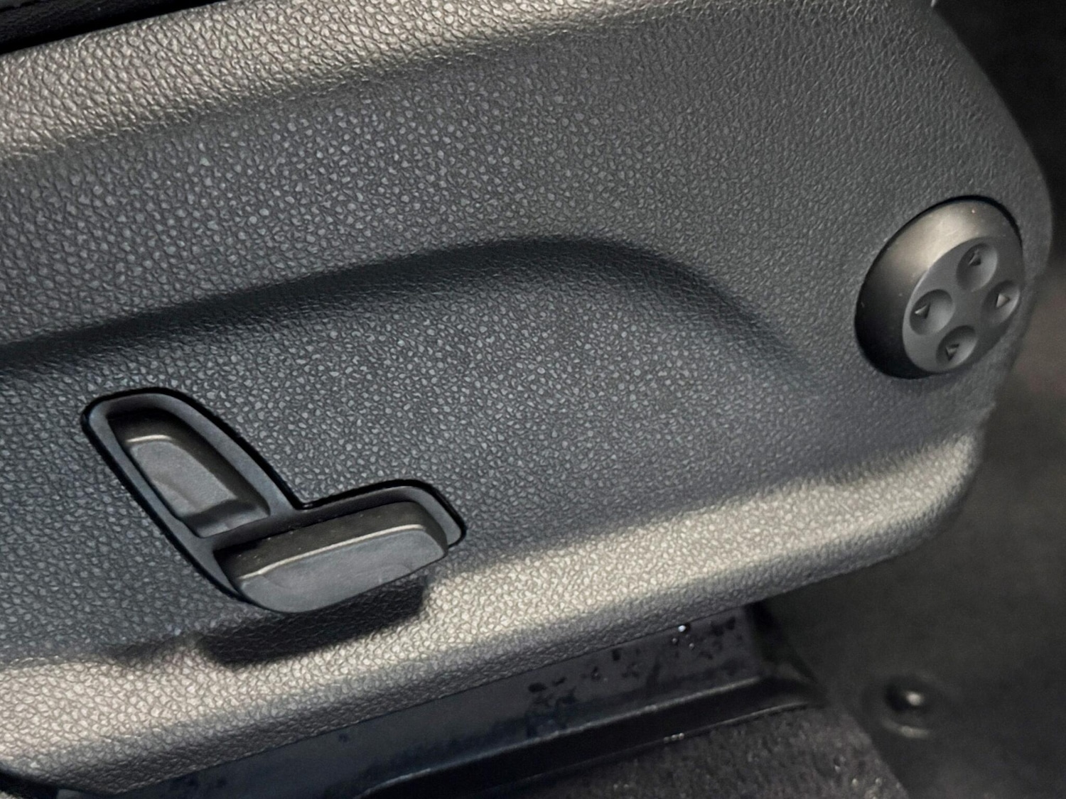 Used Mercedes-Benz EQC for sale - 77291713: Photo 19