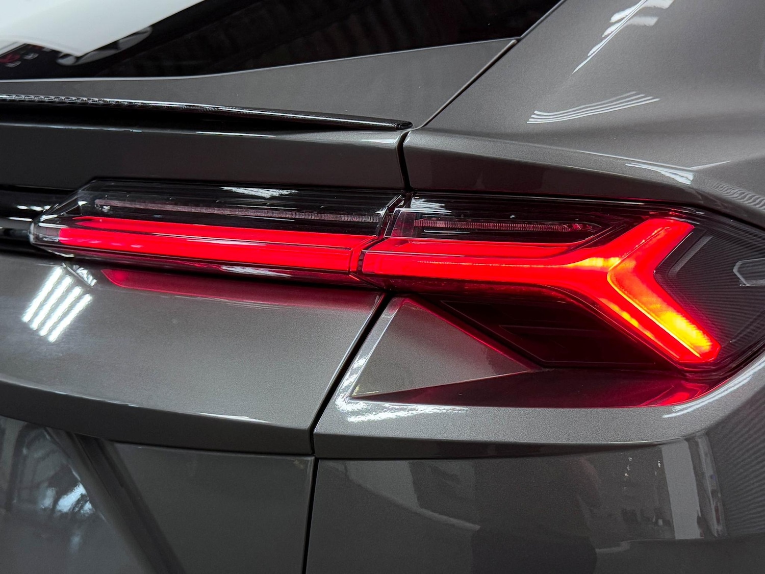 Used Lamborghini Urus 2024 for sale - 76727842: Photo 14