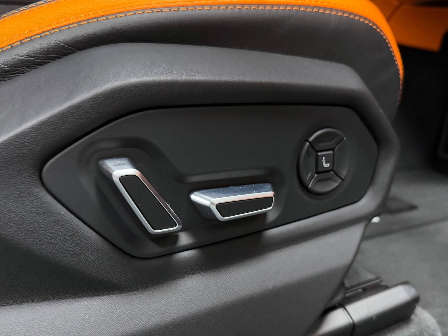 Used Lamborghini Urus 2024 for sale - 76727842: Photo 34