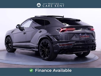 Used Lamborghini Urus 2024 for sale - 76727842: Photo