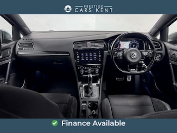 Used Volkswagen Golf 2018 for sale - 76743145: Photo