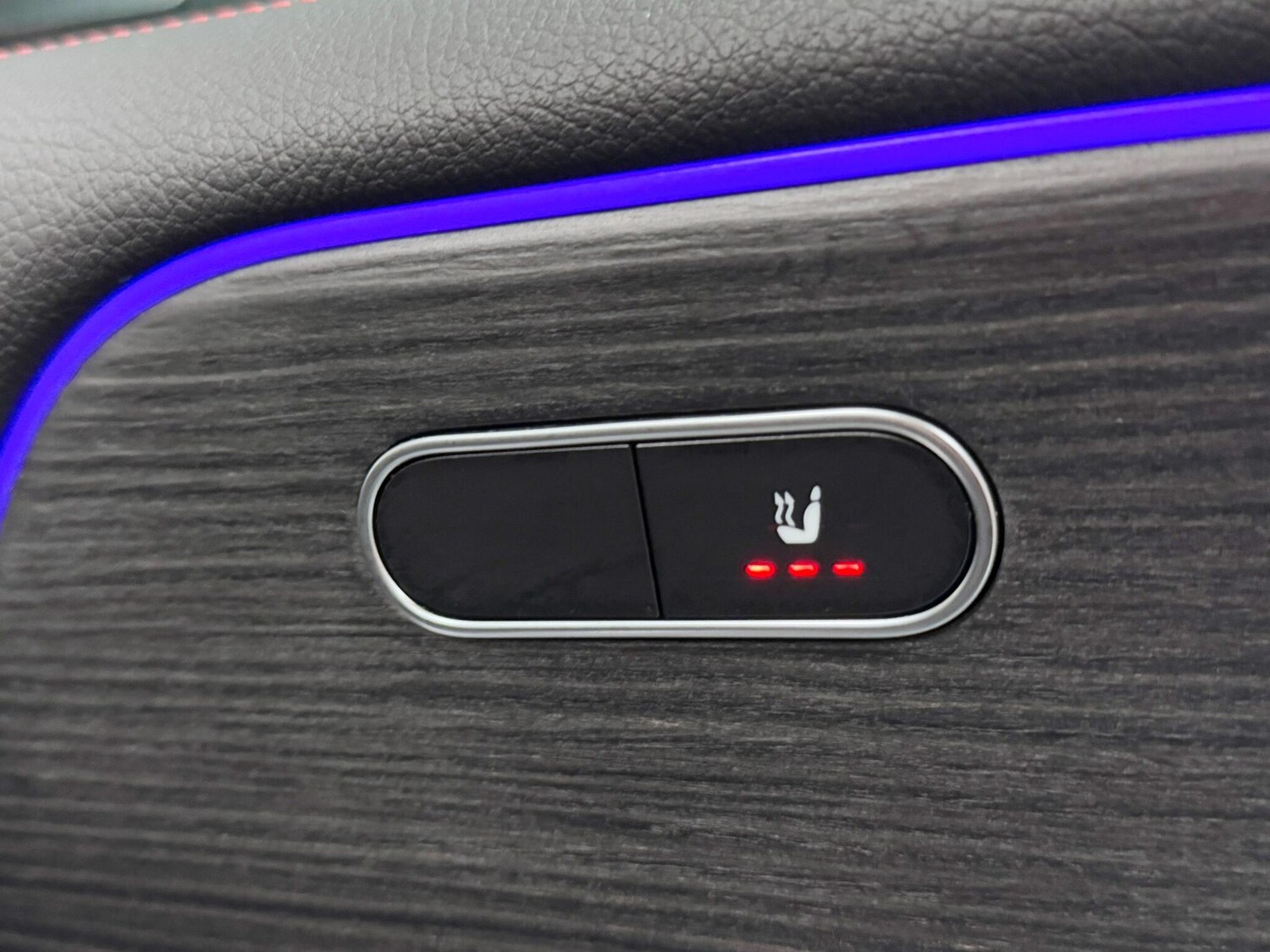 Used Mercedes-Benz EQB 2024 for sale - 76283292: Photo 17