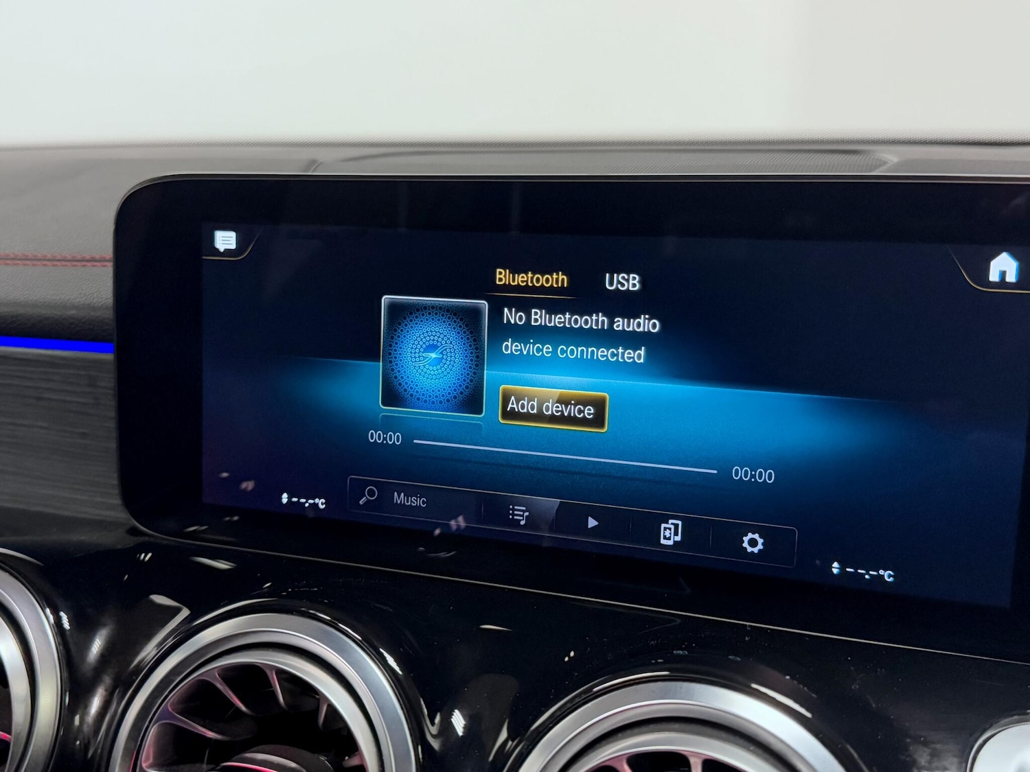 Used Mercedes-Benz EQB 2024 for sale - 76283292: Photo 45