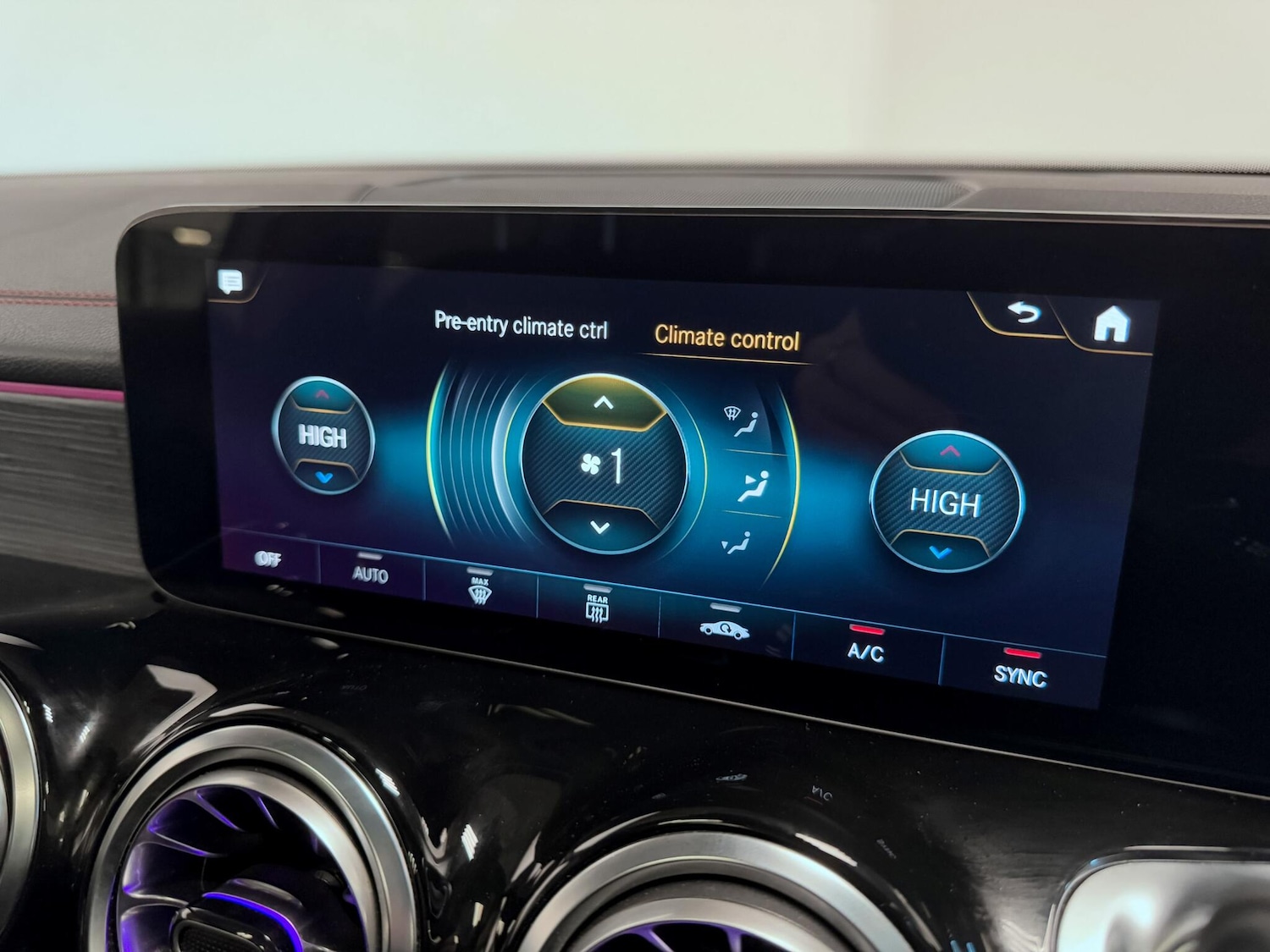 Used Mercedes-Benz EQB 2024 for sale - 76283292: Photo 58