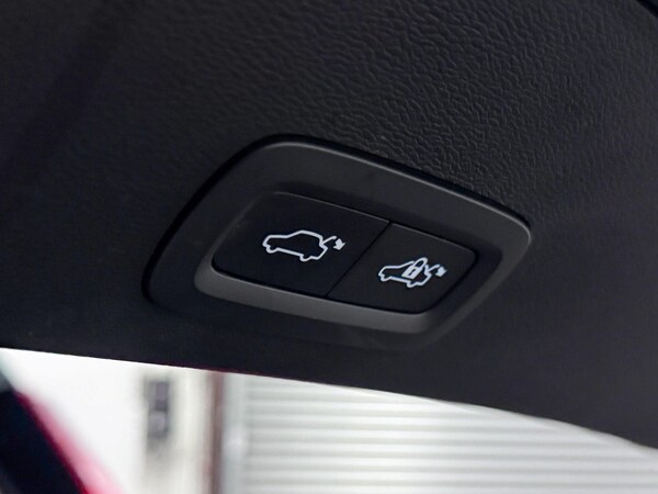 Used Volvo XC40 2023 for sale - 75588711: Photo 14