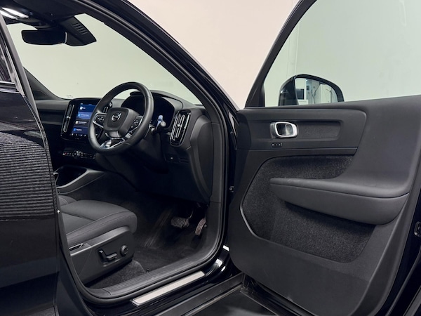 Used Volvo XC40 2023 for sale - 75588711: Photo 16