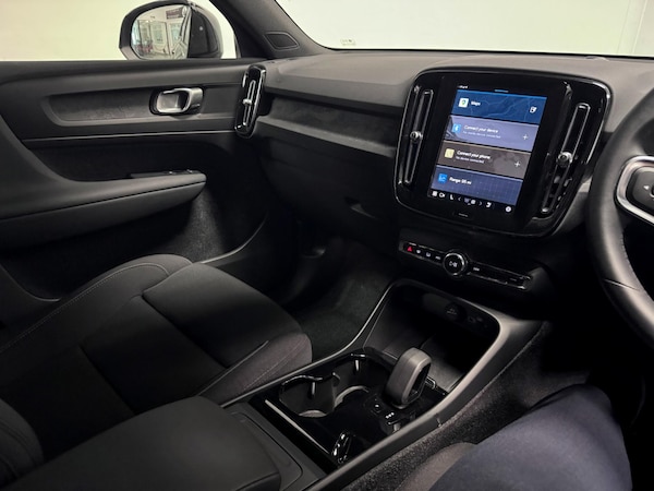 Used Volvo XC40 2023 for sale - 75588711: Photo 27