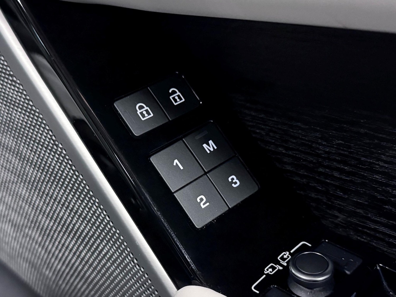 Used Land Rover Range Rover Velar 2021 for sale - 77091878: Photo 16