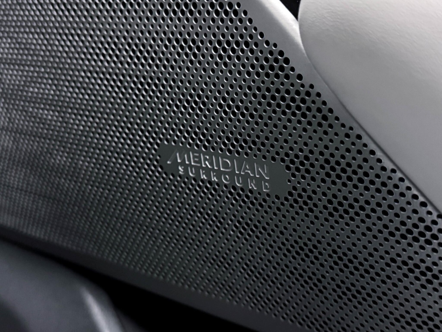 Used Land Rover Range Rover Velar 2021 for sale - 77091878: Photo 18