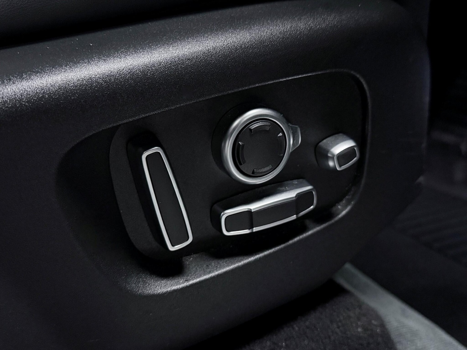 Used Land Rover Range Rover Velar 2021 for sale - 77091878: Photo 19