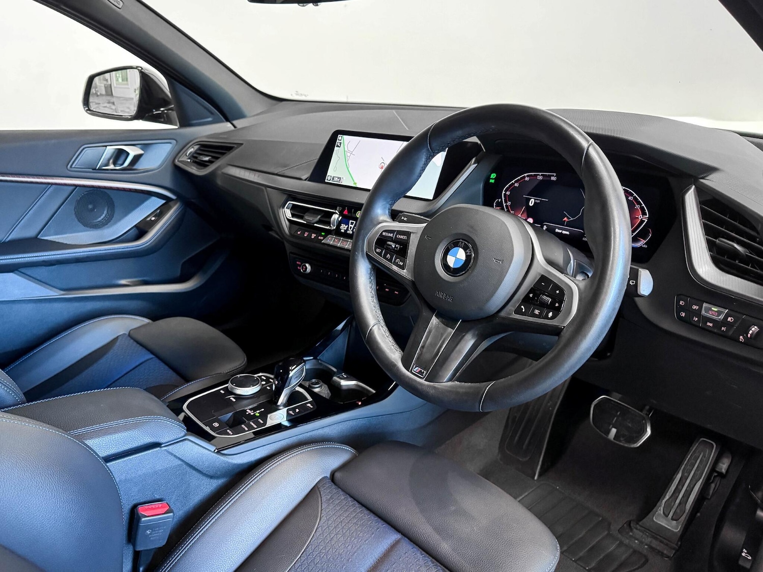 Used BMW 1 Series 2024 for sale - 77646112: Photo 17