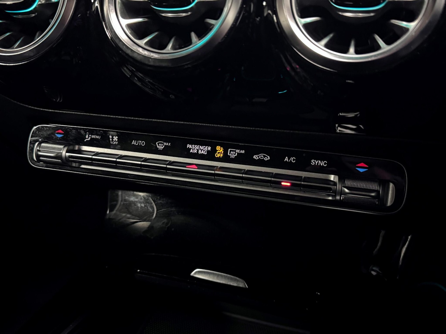 Used Mercedes-Benz CLA 2022 for sale - 77109482: Photo 31