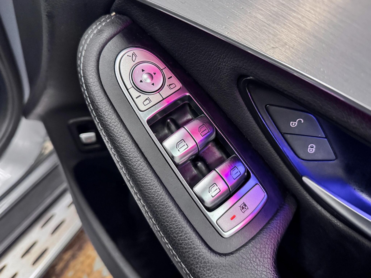 Used Mercedes-Benz GLC 2022 for sale - 77645717: Photo 17