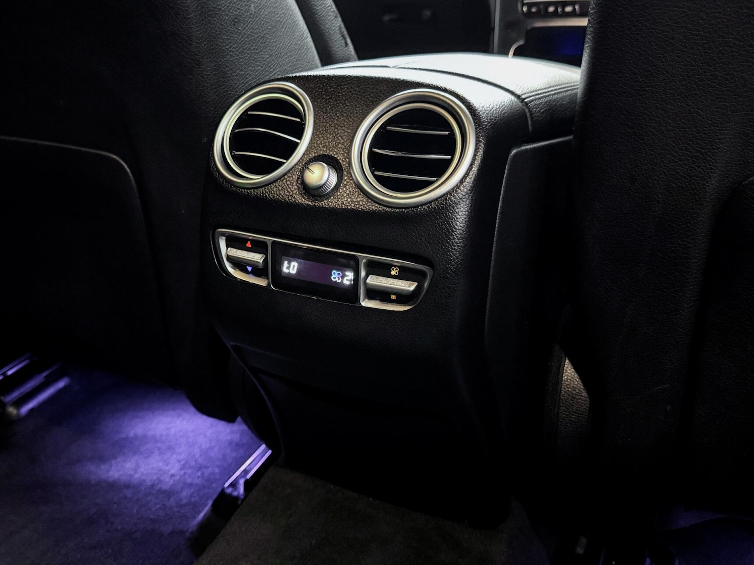 Used Mercedes-Benz GLC 2022 for sale - 77645717: Photo 26