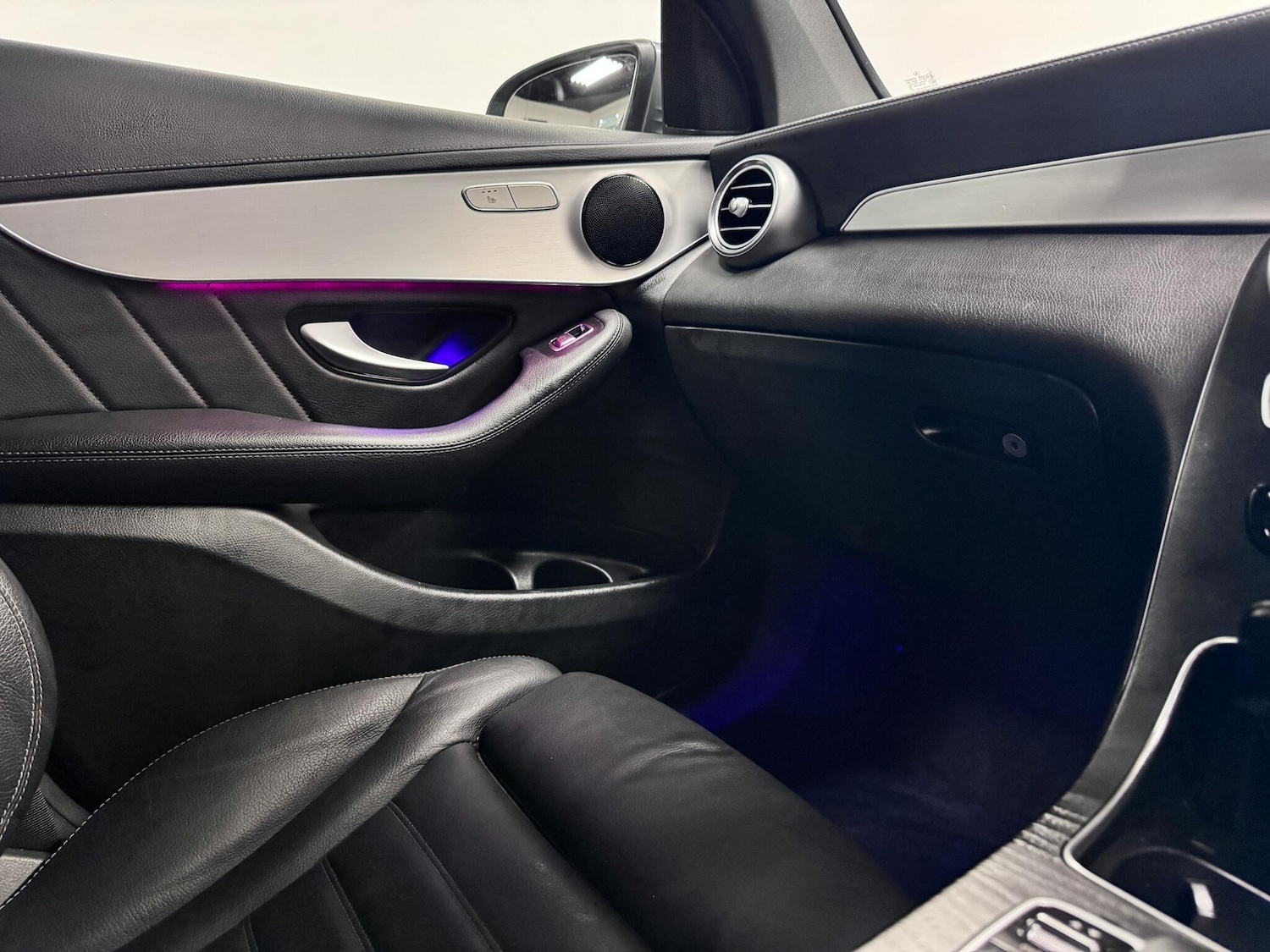 Used Mercedes-Benz GLC 2022 for sale - 77645717: Photo 28