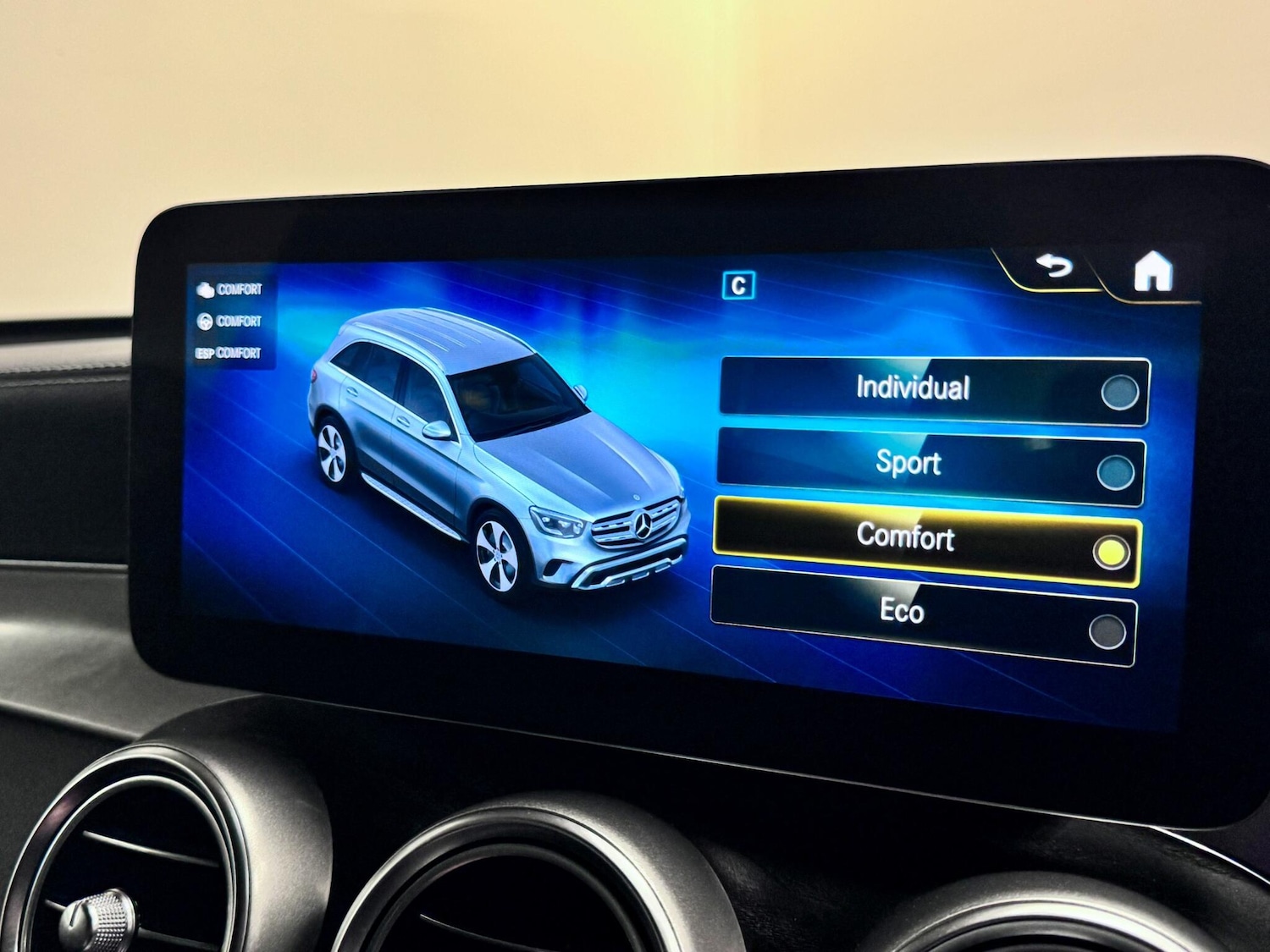 Used Mercedes-Benz GLC 2022 for sale - 77645717: Photo 51