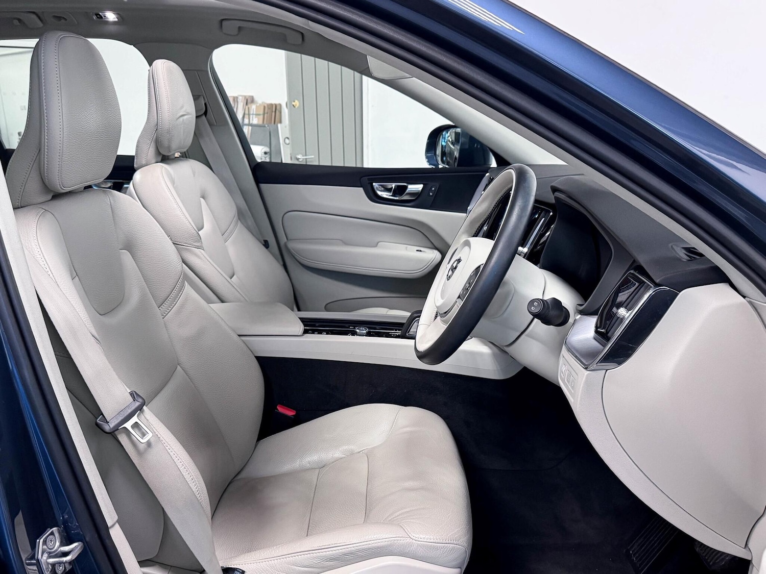 Used Volvo XC60 2020 for sale - 77155331: Photo 19