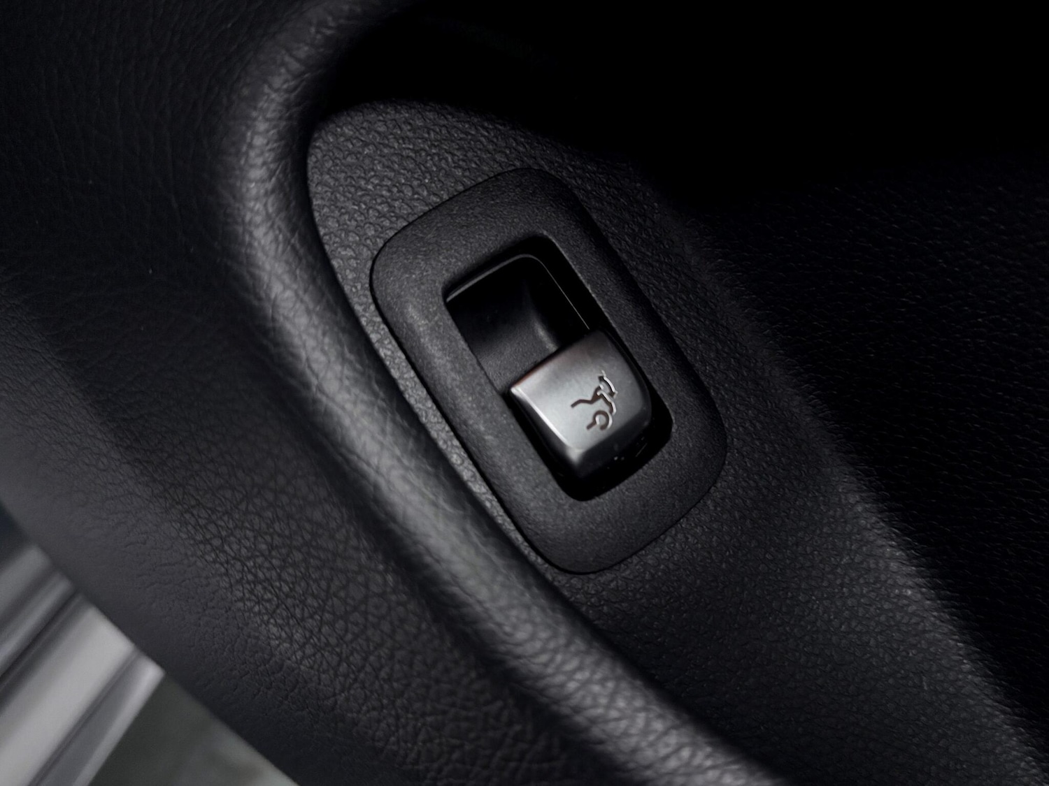 Used Mercedes-Benz C Class 2018 for sale - 77081920: Photo 22