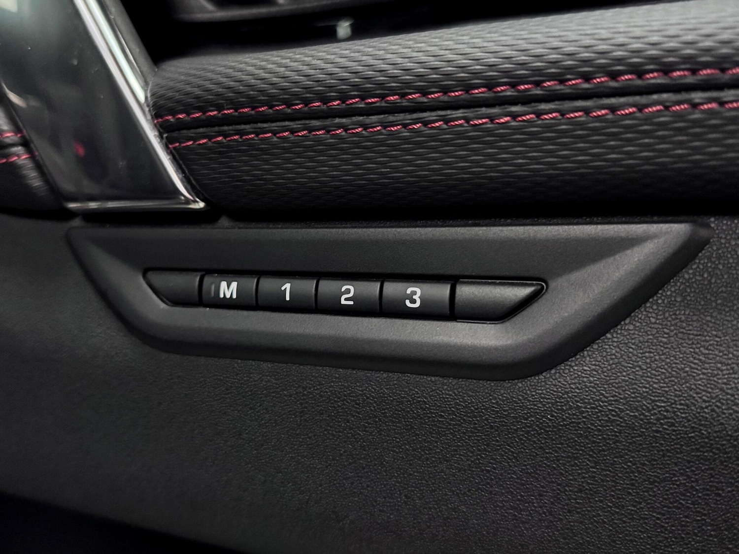 Used Land Rover Discovery Sport 2023 for sale - 77510319: Photo 16