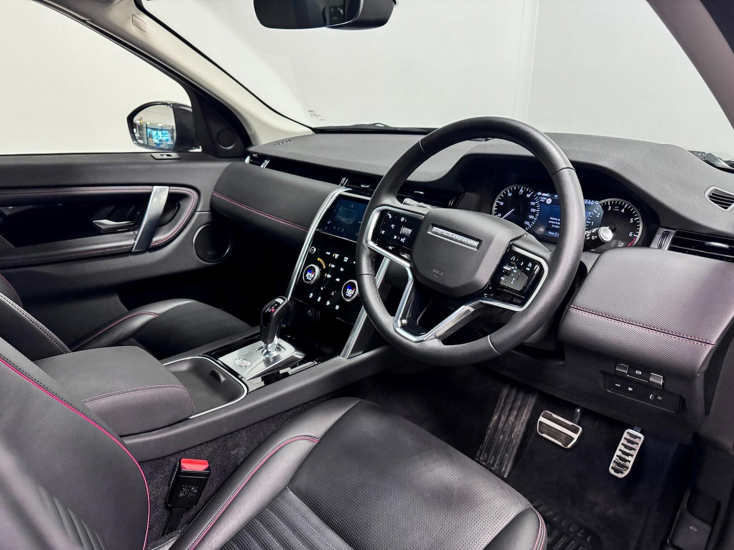 Used Land Rover Discovery Sport 2023 for sale - 77510319: Photo 19