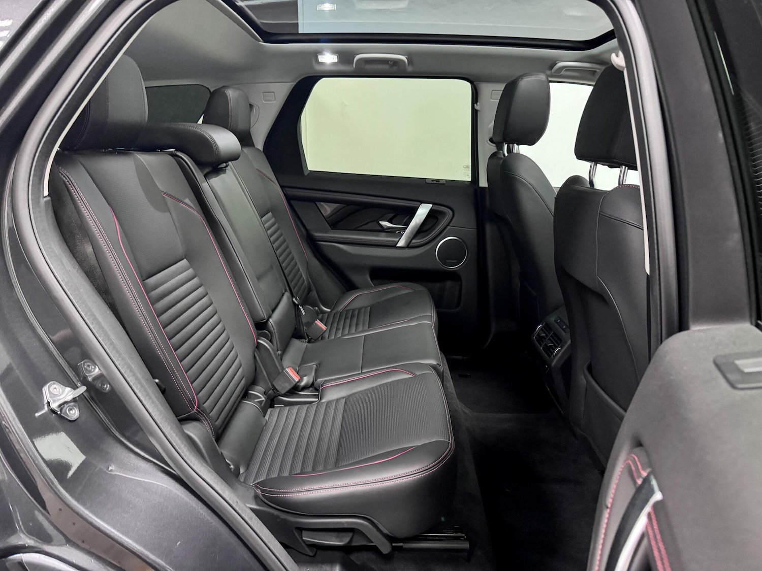 Used Land Rover Discovery Sport 2023 for sale - 77510319: Photo 23