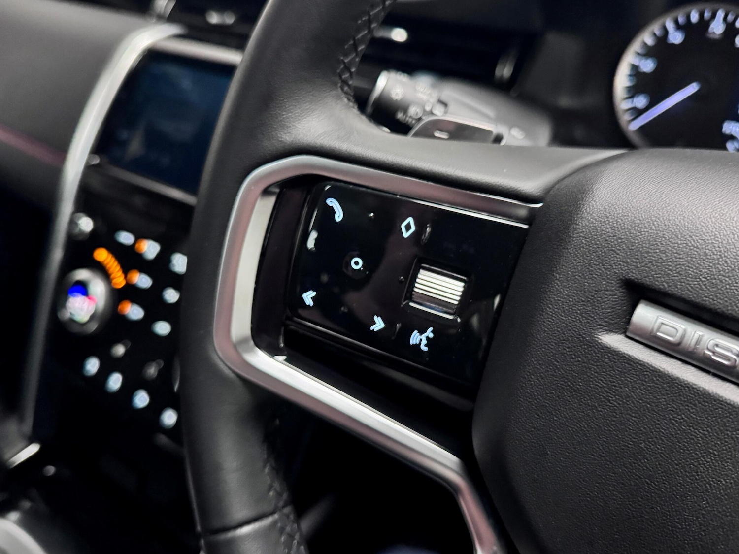 Used Land Rover Discovery Sport 2023 for sale - 77510319: Photo 37