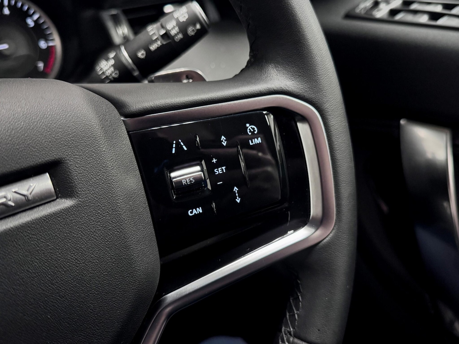 Used Land Rover Discovery Sport 2023 for sale - 77510319: Photo 39