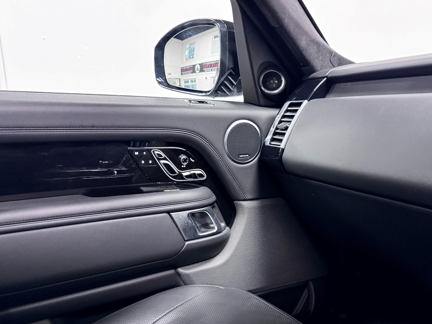 Used Land Rover Range Rover 2021 for sale - 77119564: Photo 33