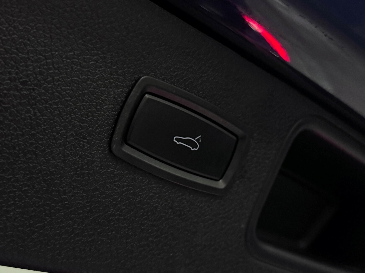 Used Porsche Macan 2022 for sale - 77119844: Photo 14