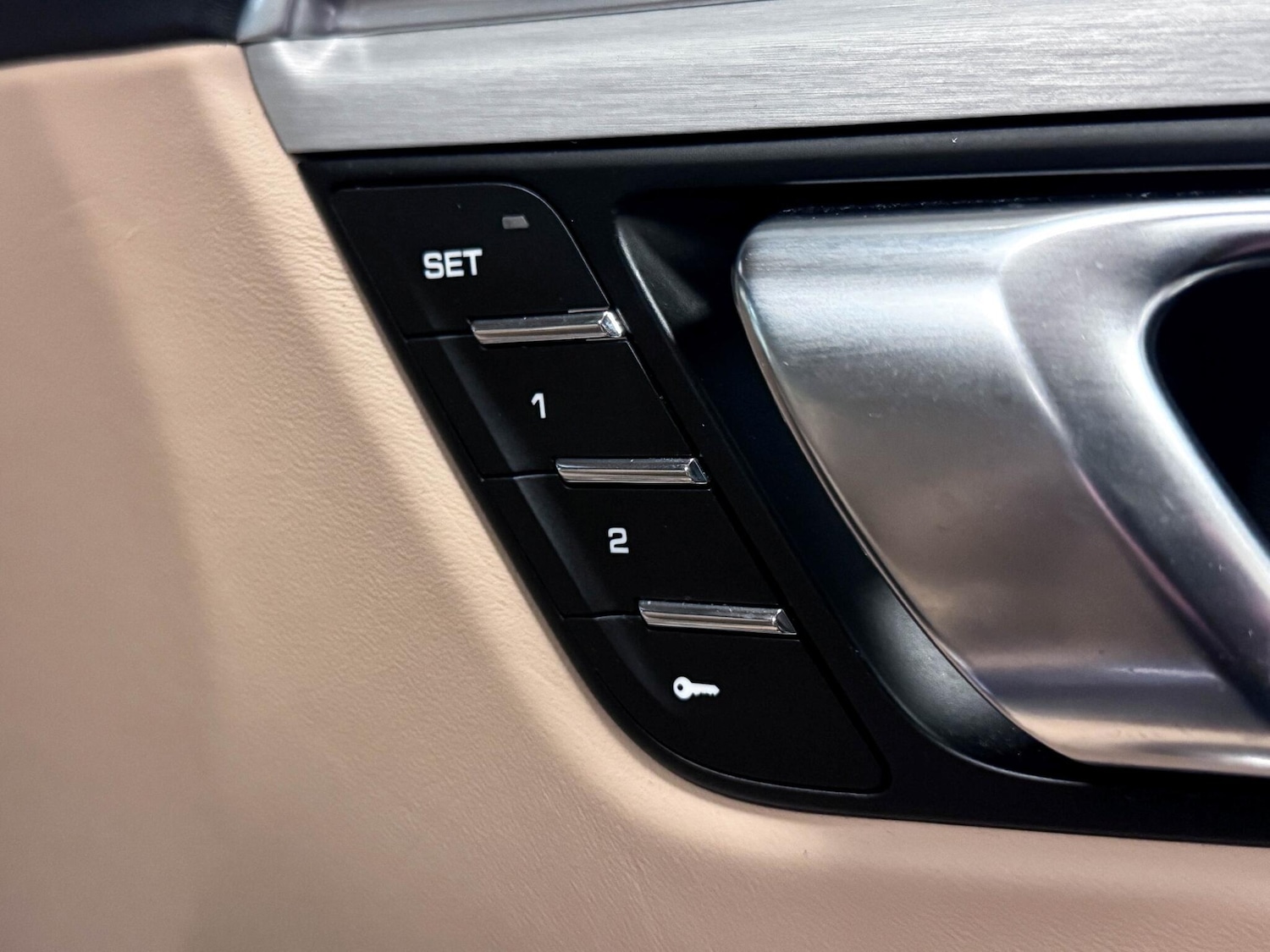 Used Porsche Macan 2022 for sale - 77119844: Photo 17