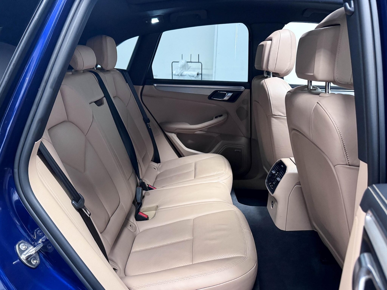 Used Porsche Macan 2022 for sale - 77119844: Photo 27