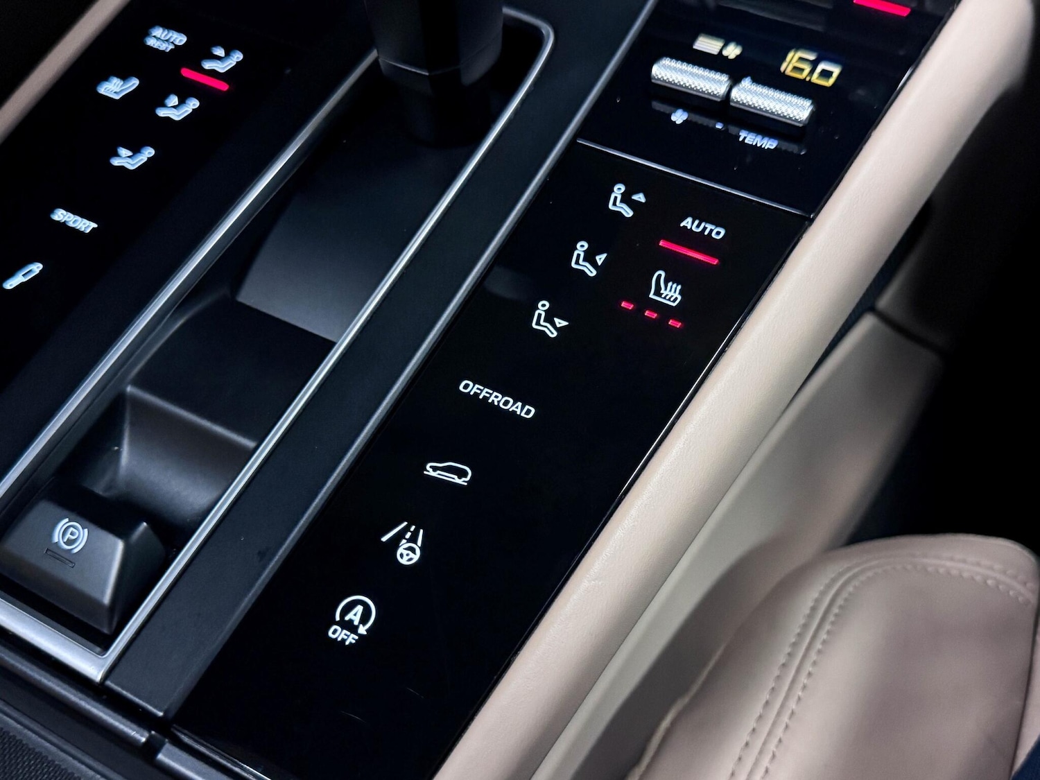 Used Porsche Macan 2022 for sale - 77119844: Photo 34